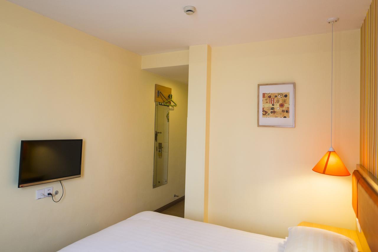 Home Inn Chengdu North Kehua Road Sichuan University Экстерьер фото